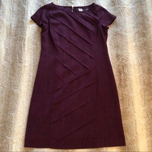 LAST CHANCE! Ellen Tracy | Purple Shift Dress Gold